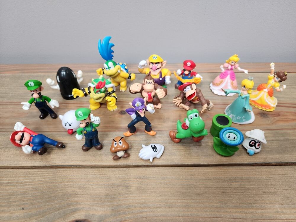Nintendo Super Mario Figures 2007 Lot Of 20